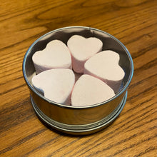 Load image into Gallery viewer, La Savonnerie de Nyons: Damask Rose Heart Bath Bombs (Set of 5)
